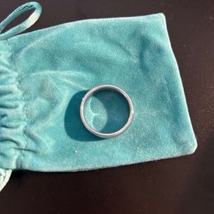 Tungsten carbide ring size 11 mens